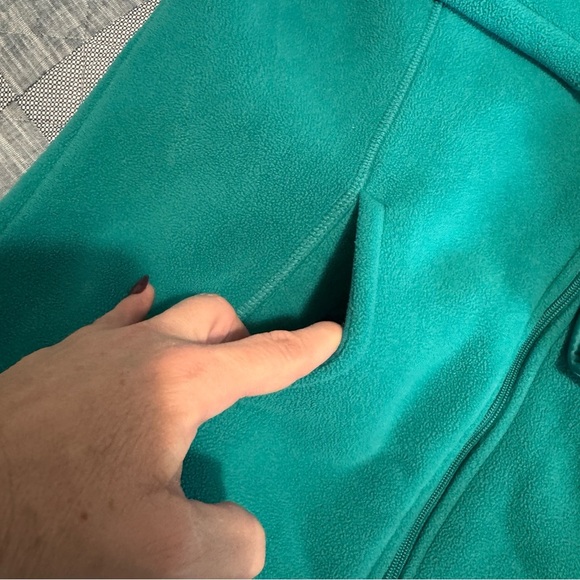 Faded Glory Women’s Teal Green Fleece Zip Up Sweatshirt. Size Large - Picture 4 of 8